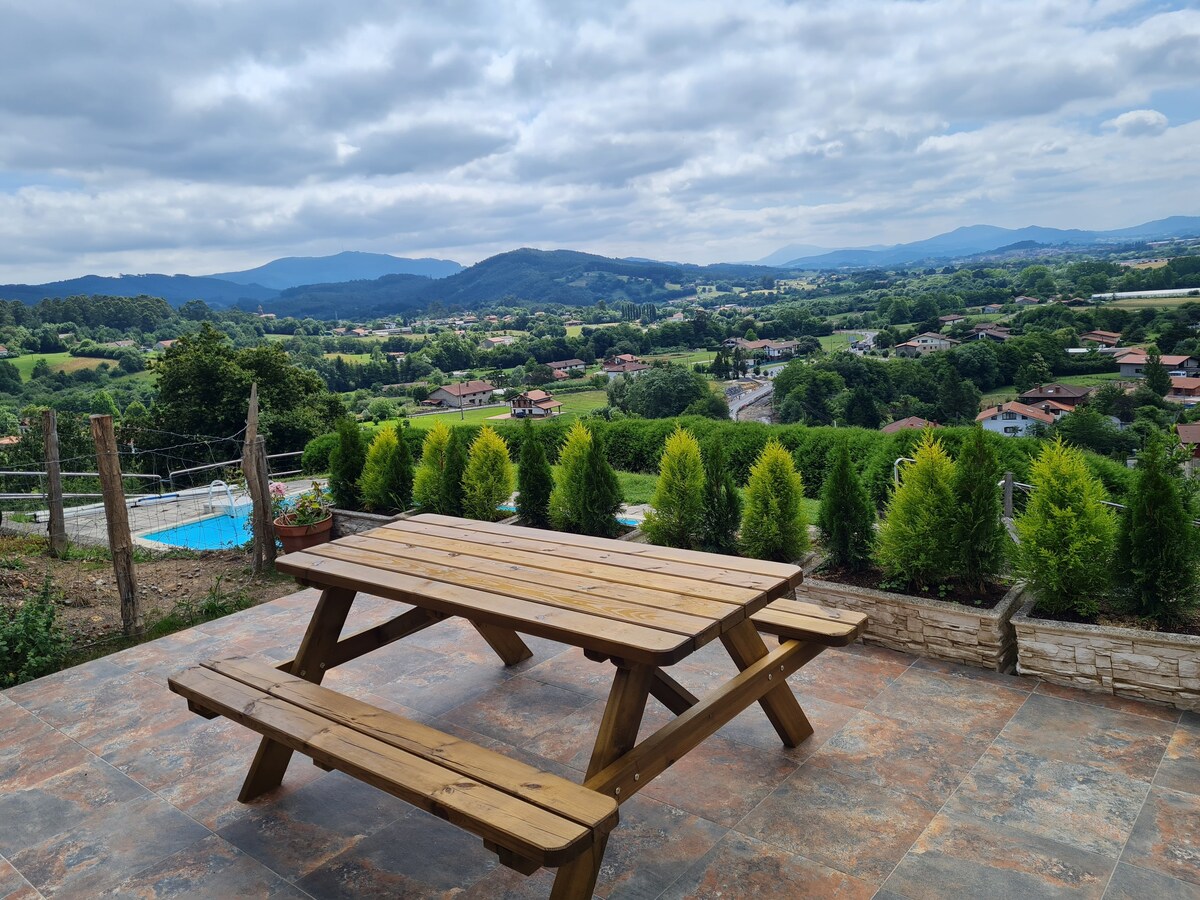 Experiencia país vasco con bbq y piscina