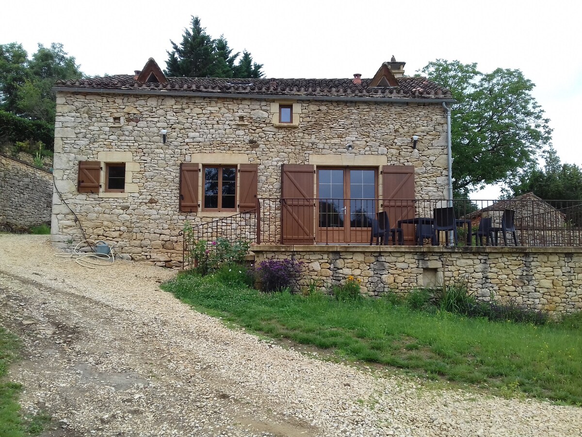 LOSTHE Maison restaurée toute neuve