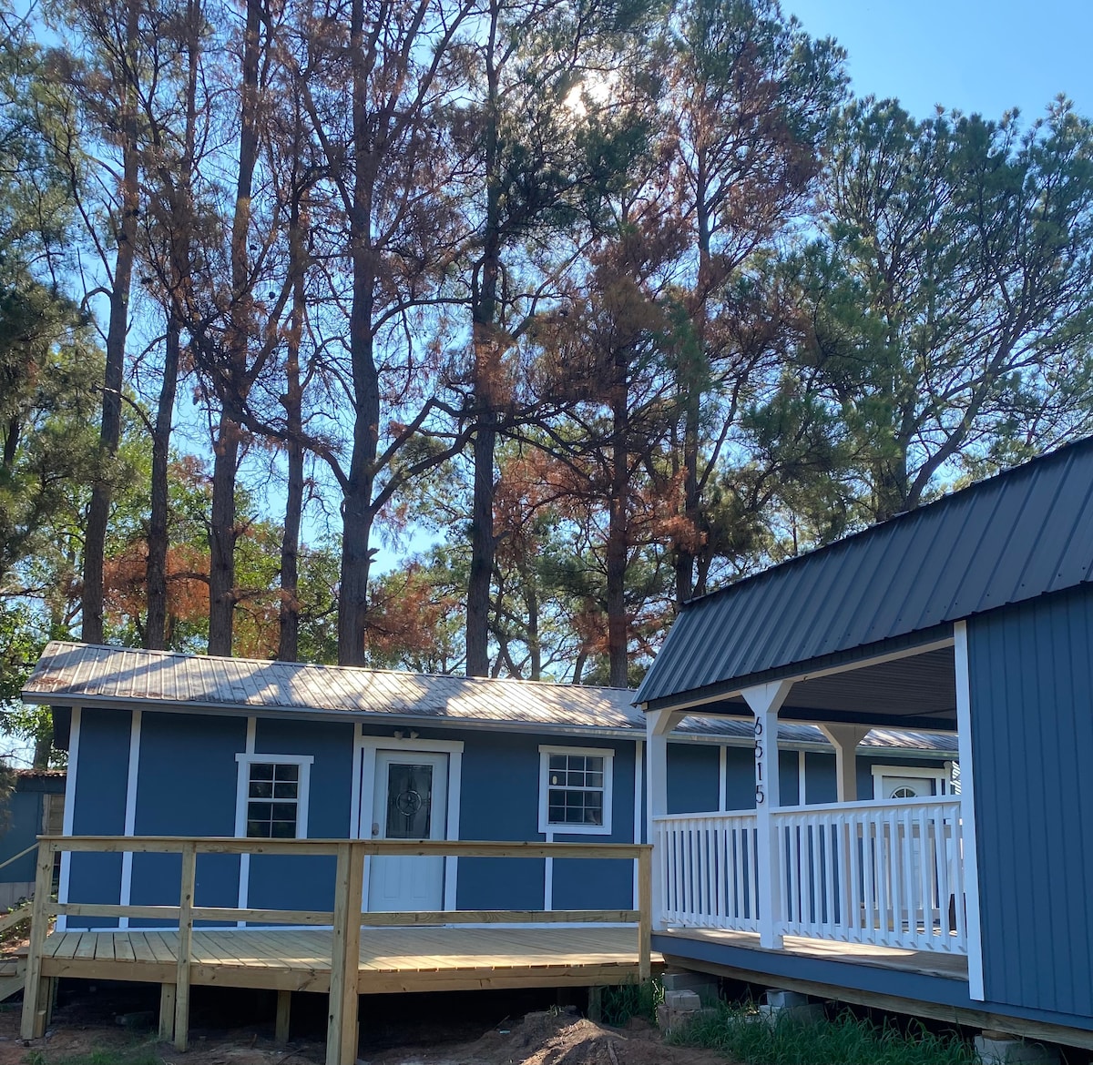 Affordable Lakeside Retreat for Two Families!