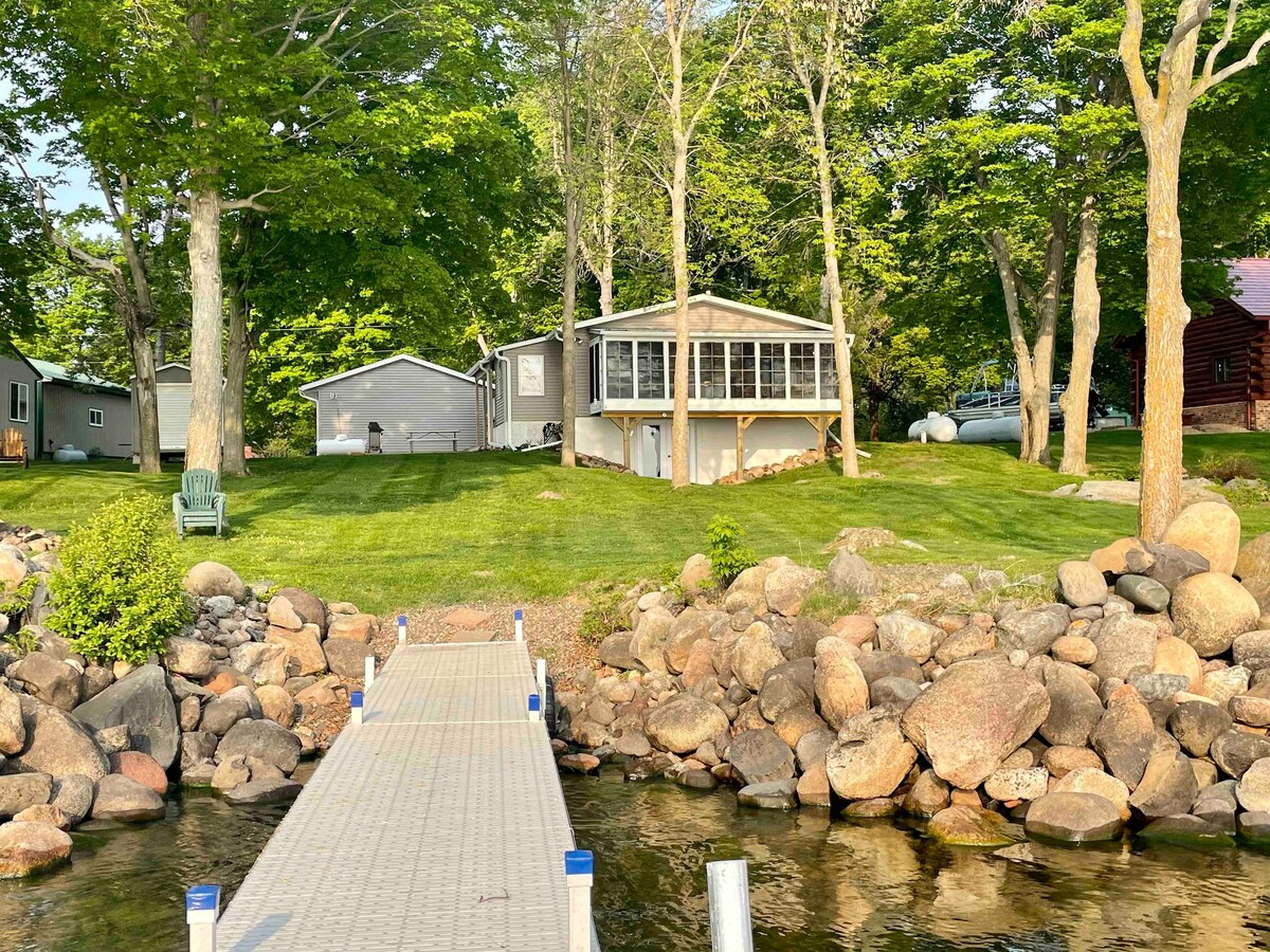 Entire Mille Lacs Lake Home *best fishing dock!*