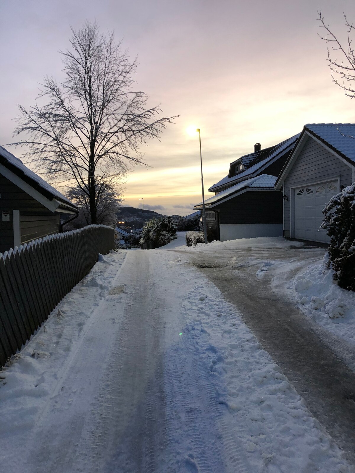 靠近卑尔根挪威房间，可供一两人入住。