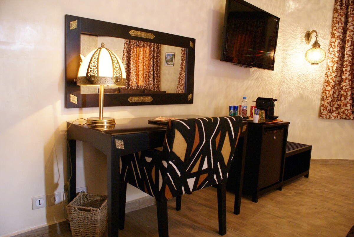 Suite tienda Marrakech 2 a 4 pers. Piscina y SPA