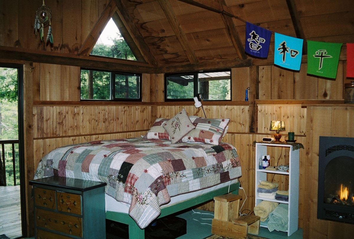 $ 185 Big Sur Getaway - Rosehaven -Serenity Cabin