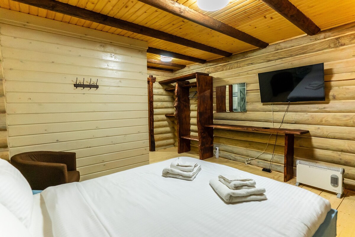 Vlasov生态酒店的舒适房间