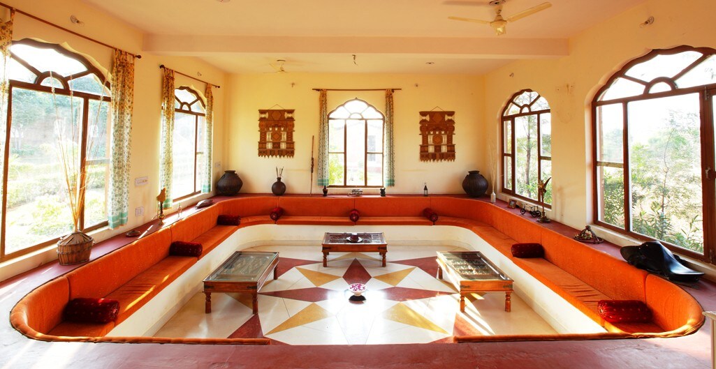 Stay in Elegant Single Room in Pushkar