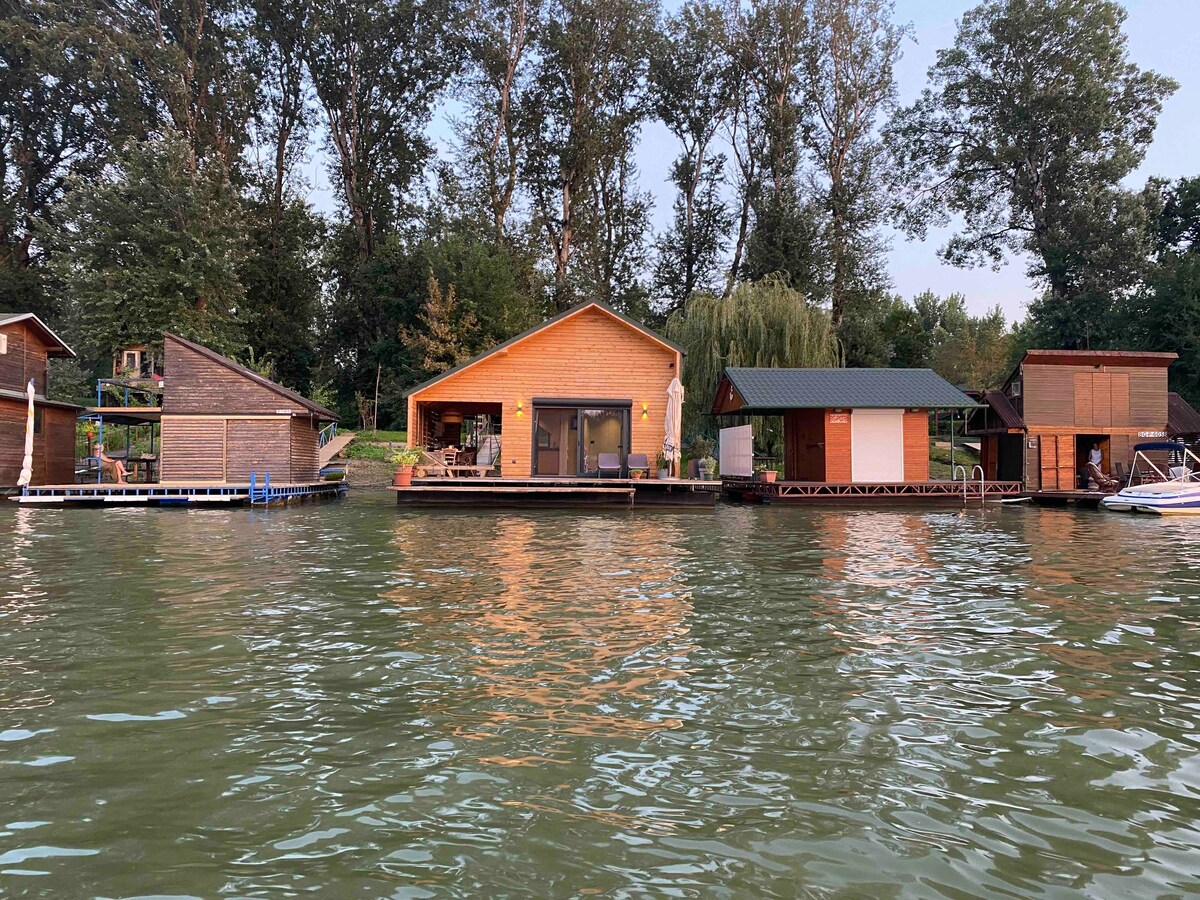 Float house on the river Sava