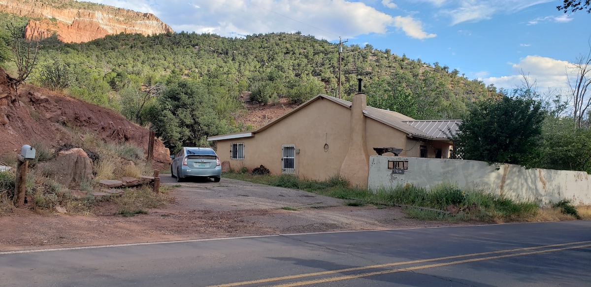 Historic Luna House in Jemez Springs