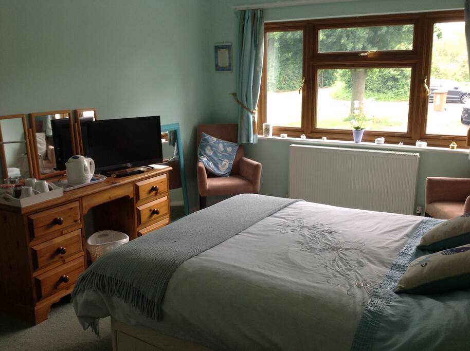 room in pretty bungalow - sidcup的小平房 出租, 英格兰, 英国