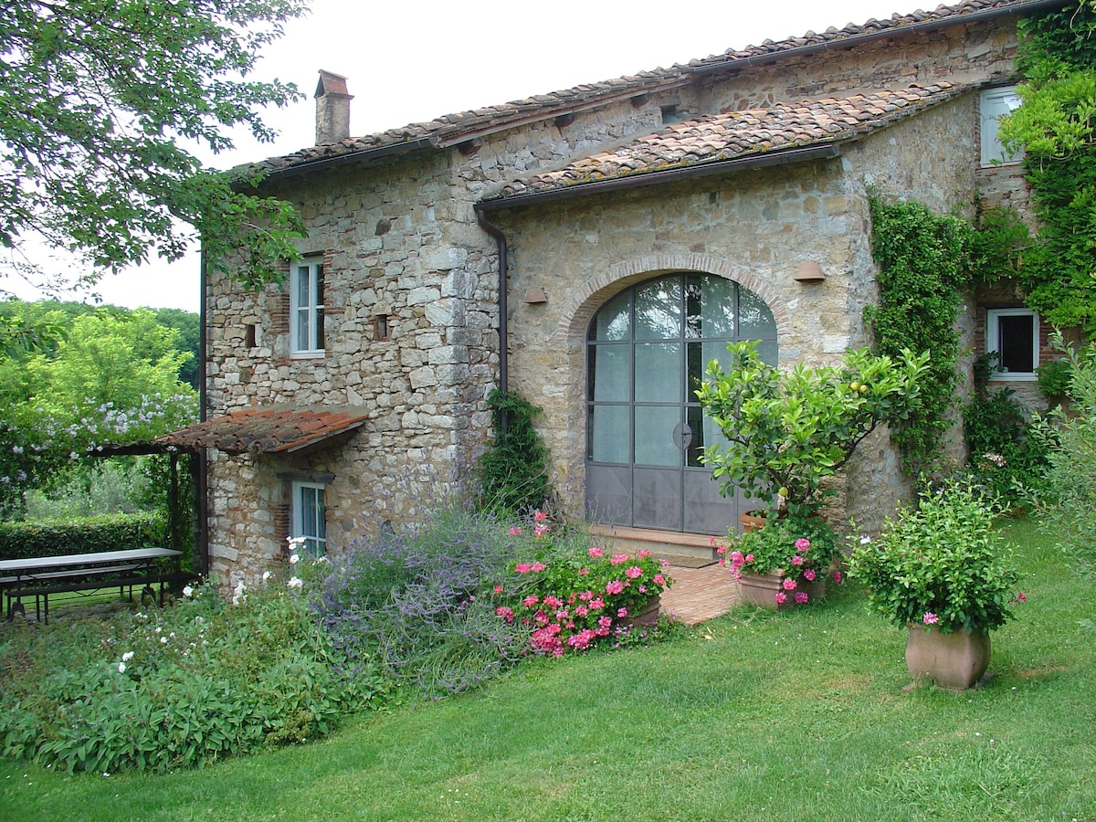 Beautiful house/villa, great views near Lucca/sea