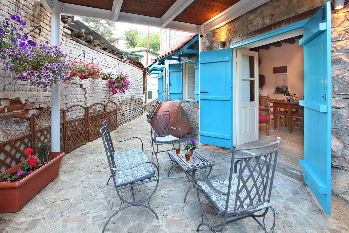 Kalopanayiotis 1-Bedroom Cottage