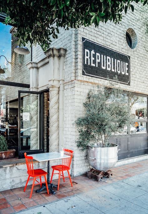 Republique的照片,位于Hancock Park