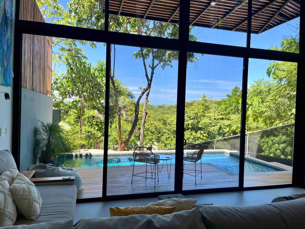 BRAND NEW beautiful jungle villa with private pool