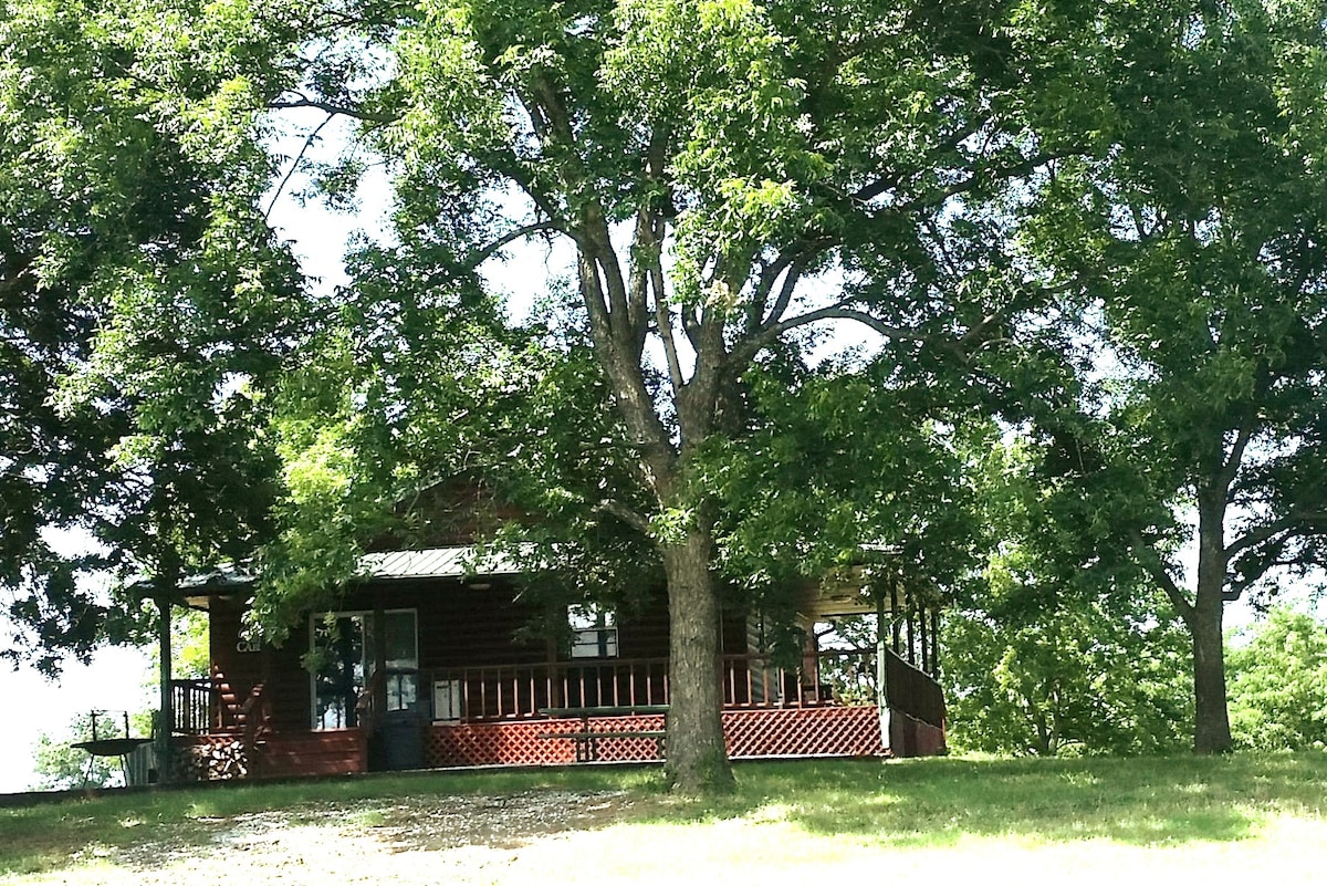 Dos Equis Ranch Redwood Cabin