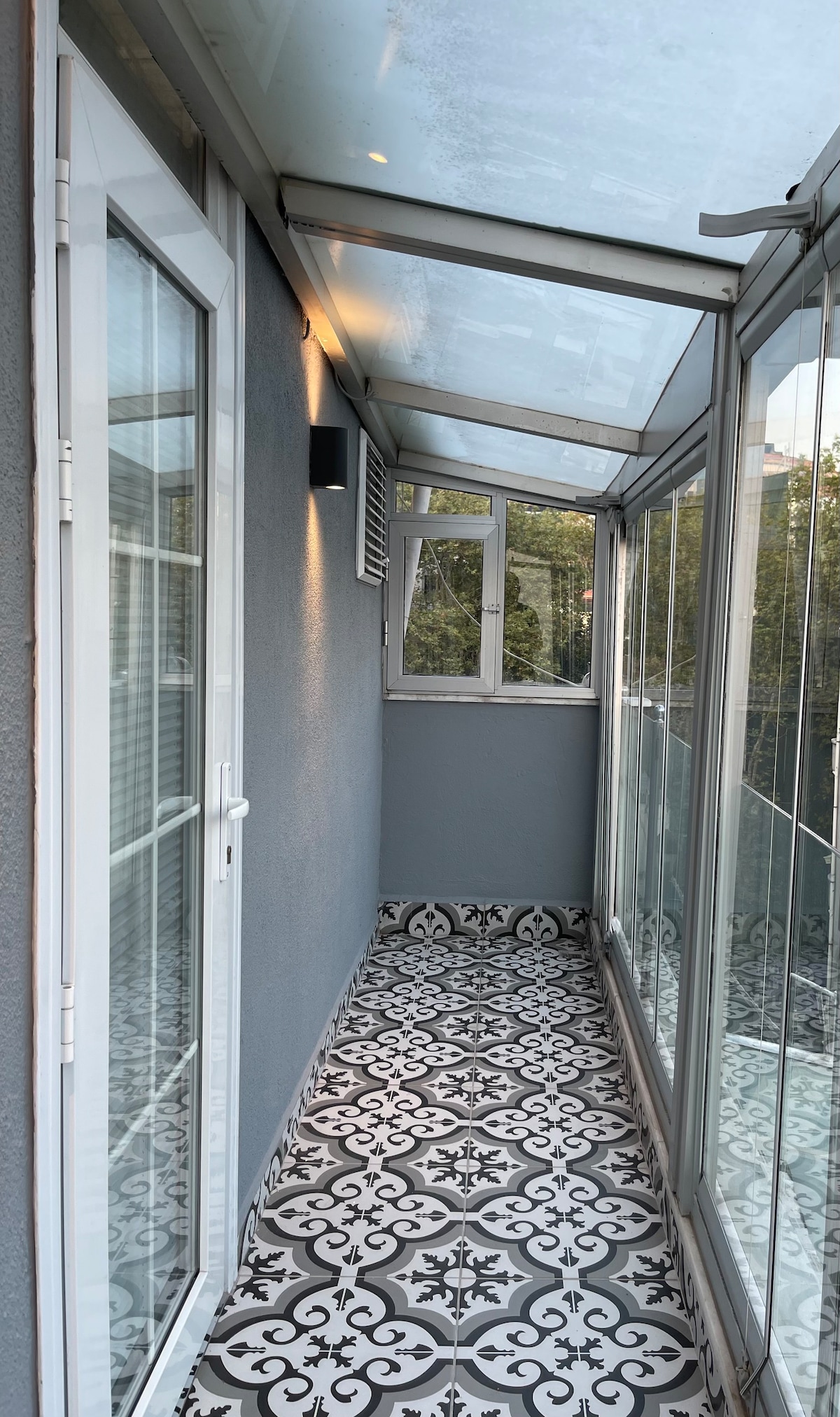 Stylish Room with Balcony in the Heart of Ortaköy