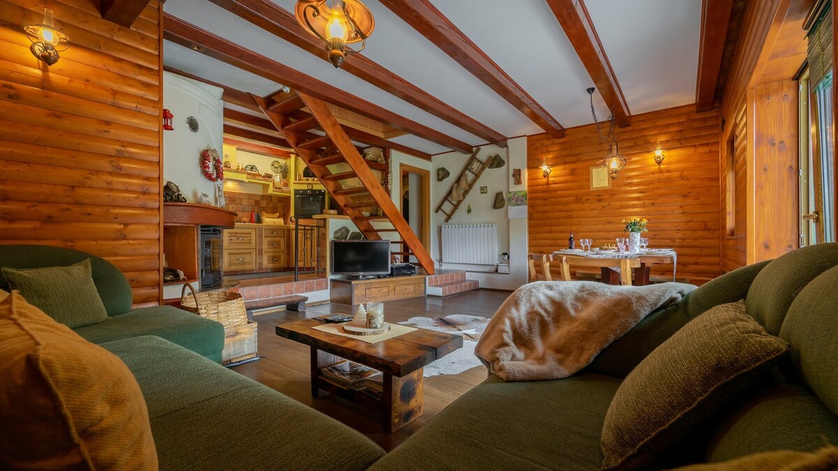 Gorska Vila
美丽的双卧室小木屋，带室内壁炉