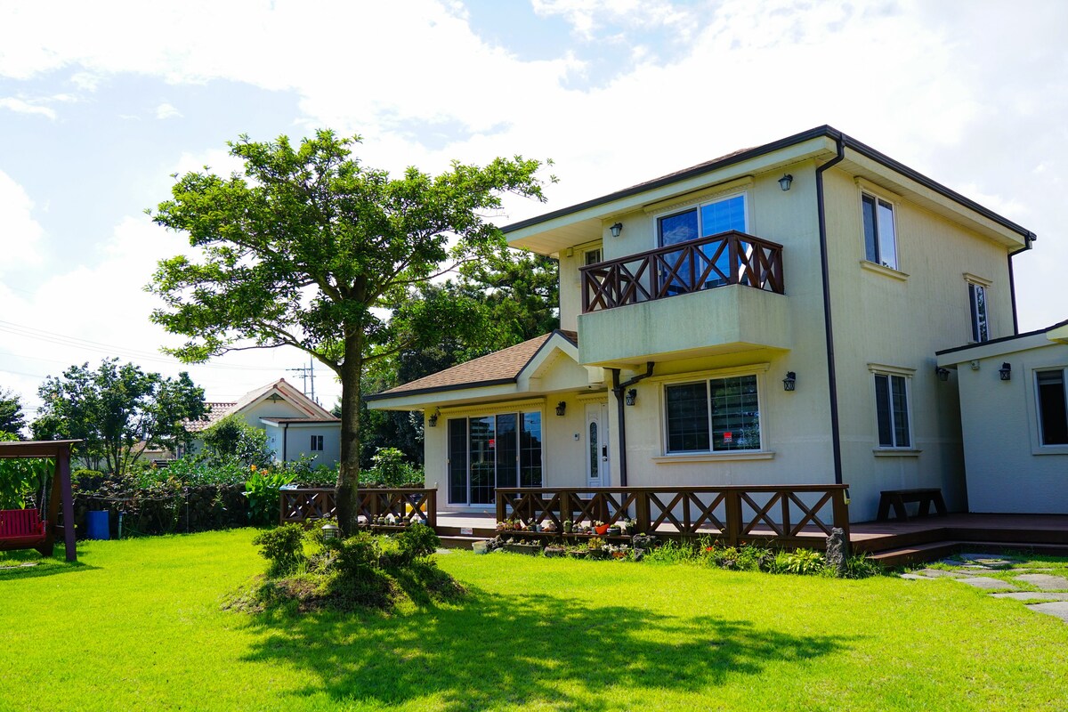 济州MK House/36 pyeong 1和2层，位于橘园「独家之家」济州家庭别墅