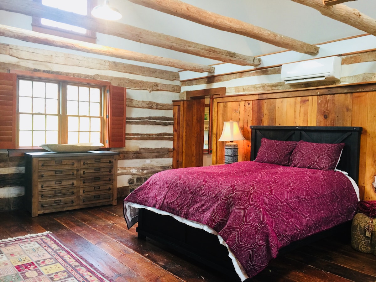 Herb Cottage-Elegant Cabin on Farm plus Farm Tour!