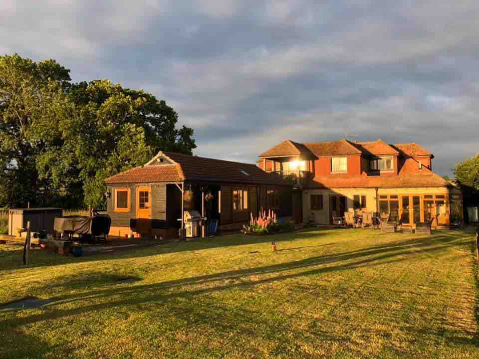 Self-contained annexe in the Chiltern Hills