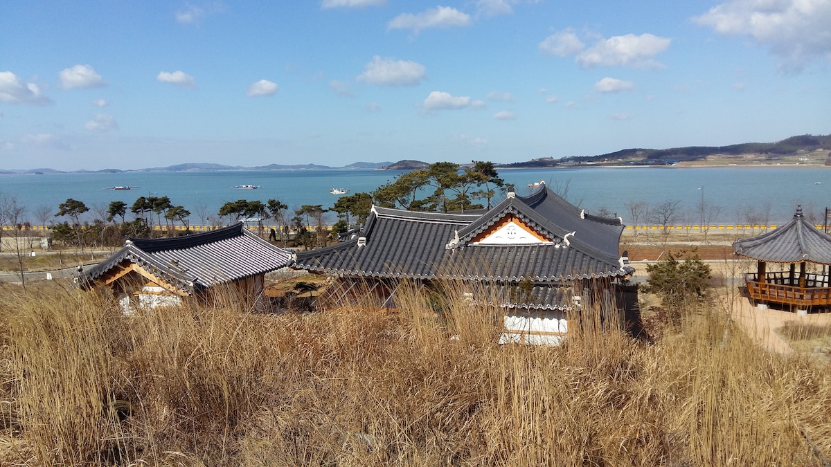 汉平（ Hampyeong ）传统韩屋（ Hampyeong ）