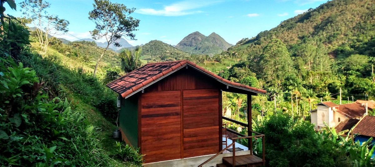 Chalé-suíte pra Casal, nas Montanhas com wifi