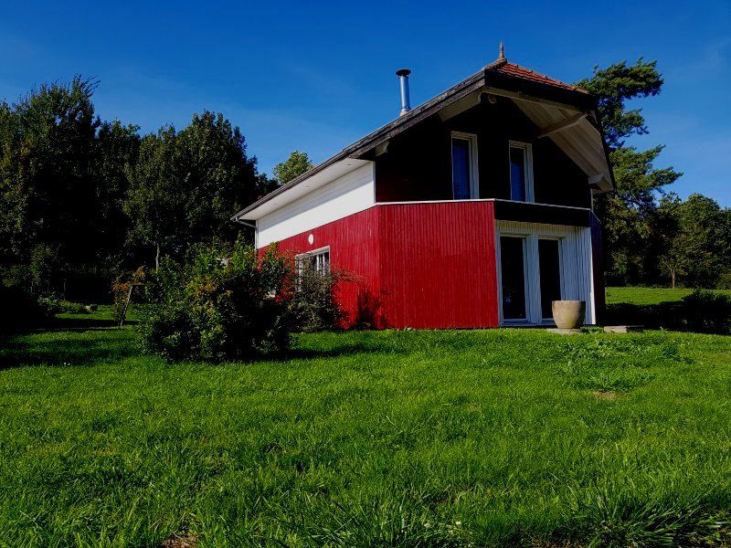 La maison en bois.