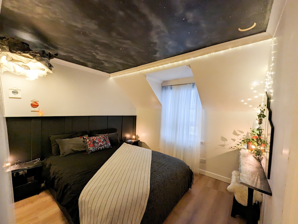 *New* Cozy entire flat In the heart of city center