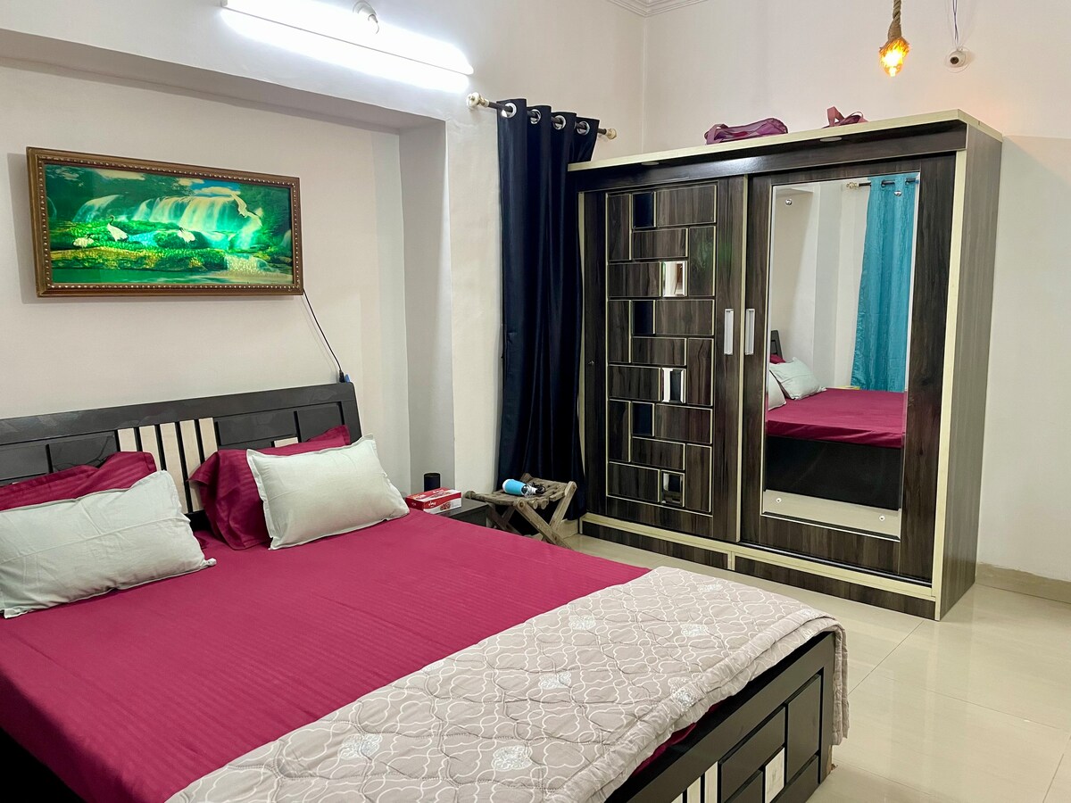 Budget friendly 1 Bhk -Lane 7-Koregaon park