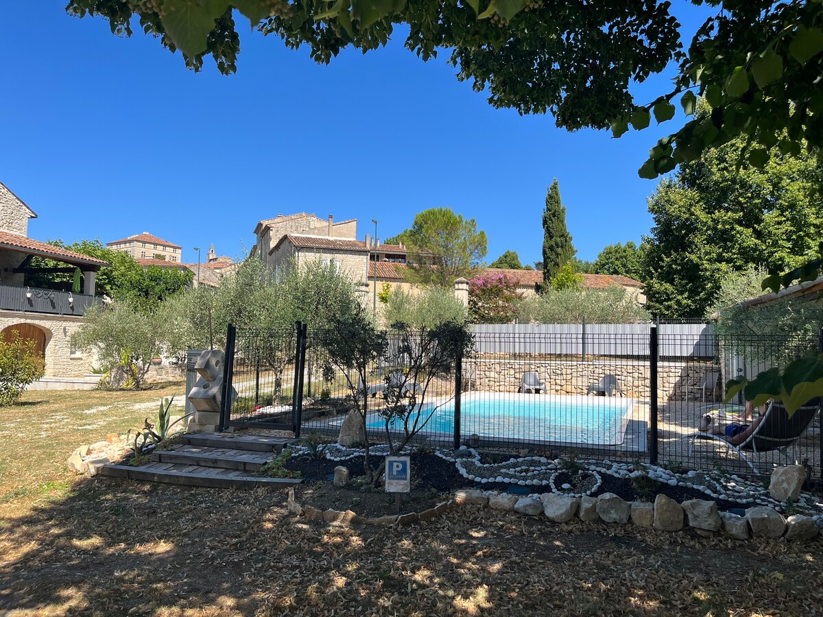 Gite Mathilde « Entre Cèze et Ardèche » 30 BARJAC