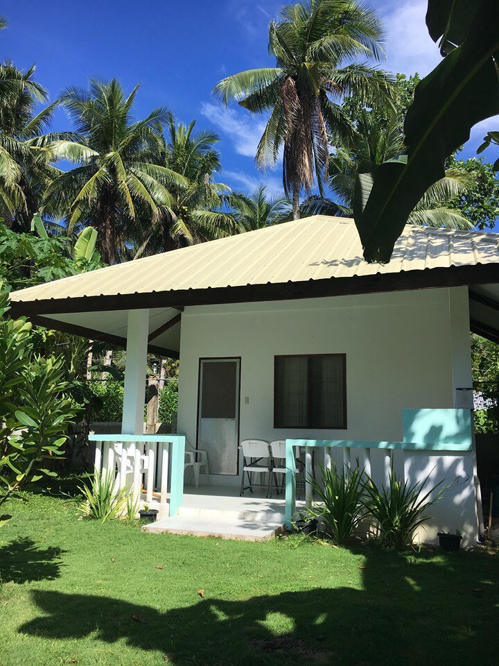 Siargao Strawberry's homestay Cottage 3