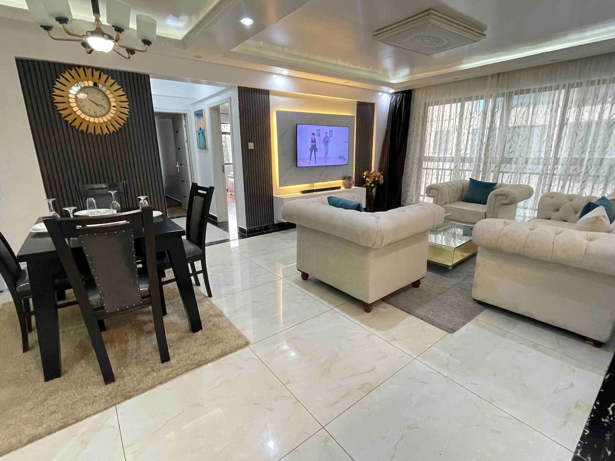 Luxury 2BR apartment, Ndemi gardens w/ King bed