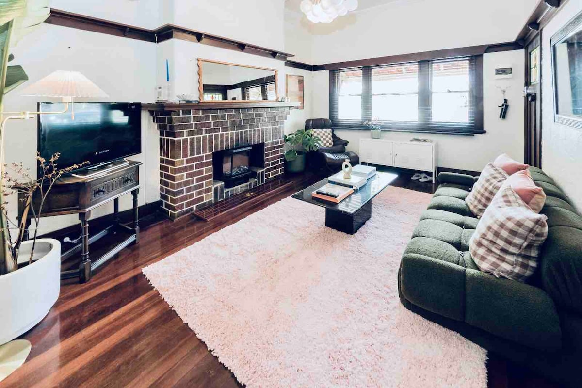 Designer Home - The Jacolin Perth