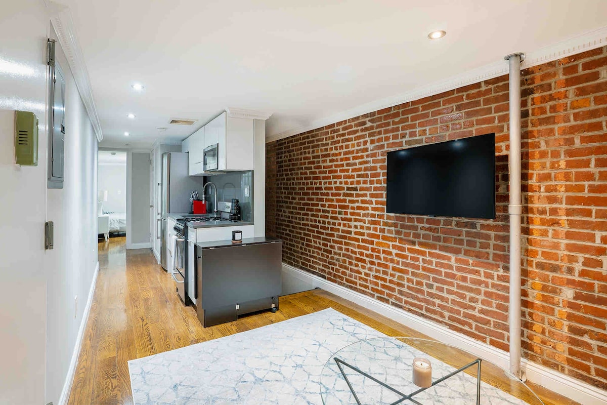 4 Bedroom Charming East Village