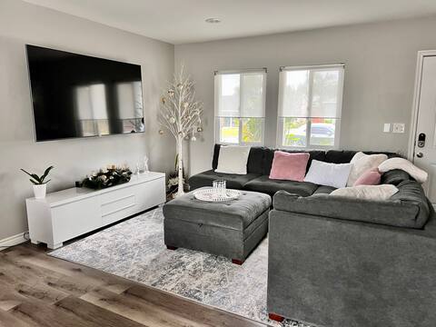 Modern Luxury Home near City of Hope