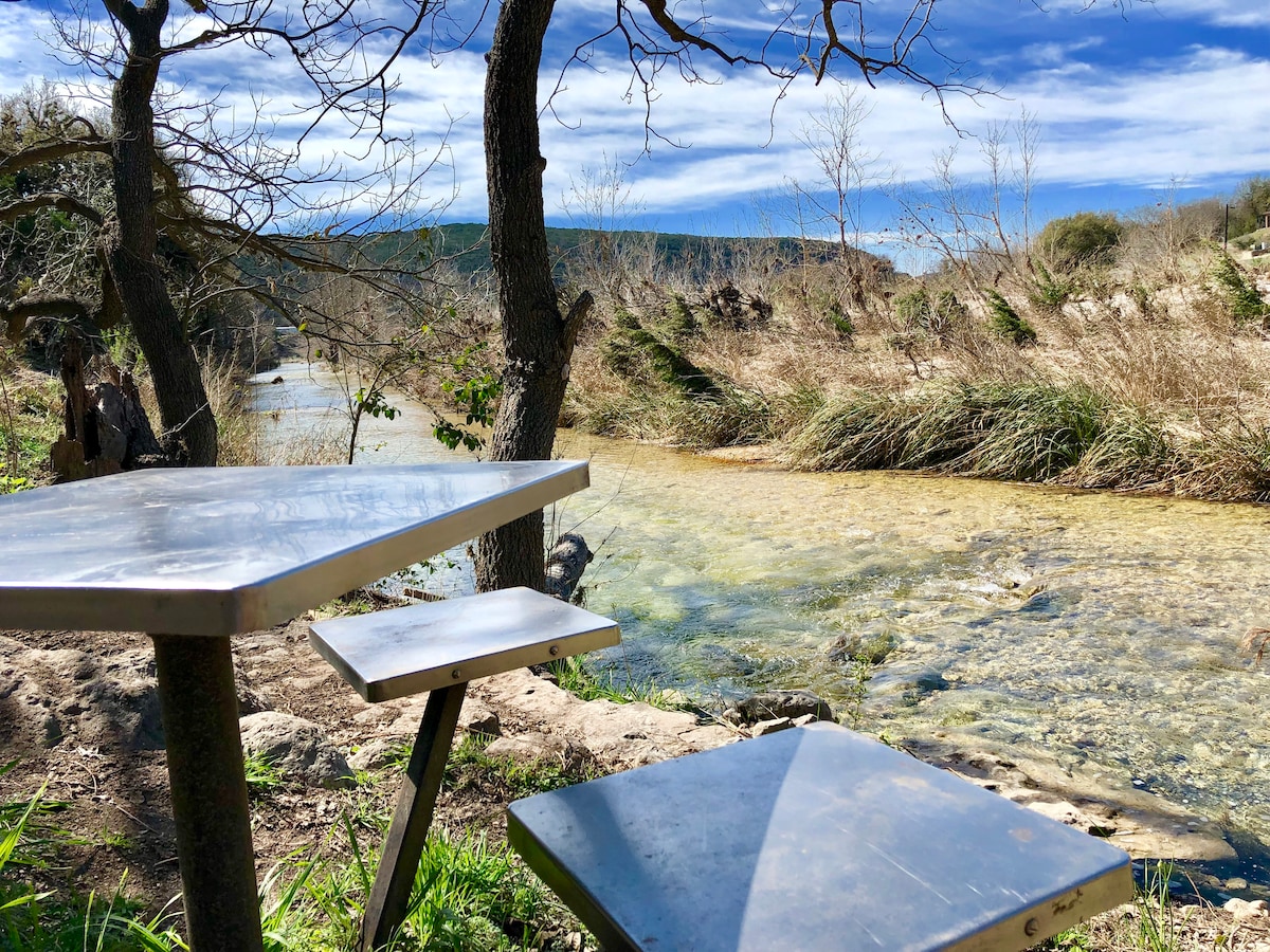 La Sandillita on the Frio