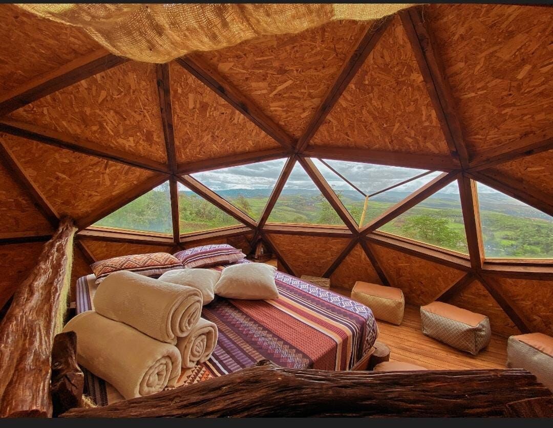 Glamping en Domo Geodesico Natural... Ecoturismo