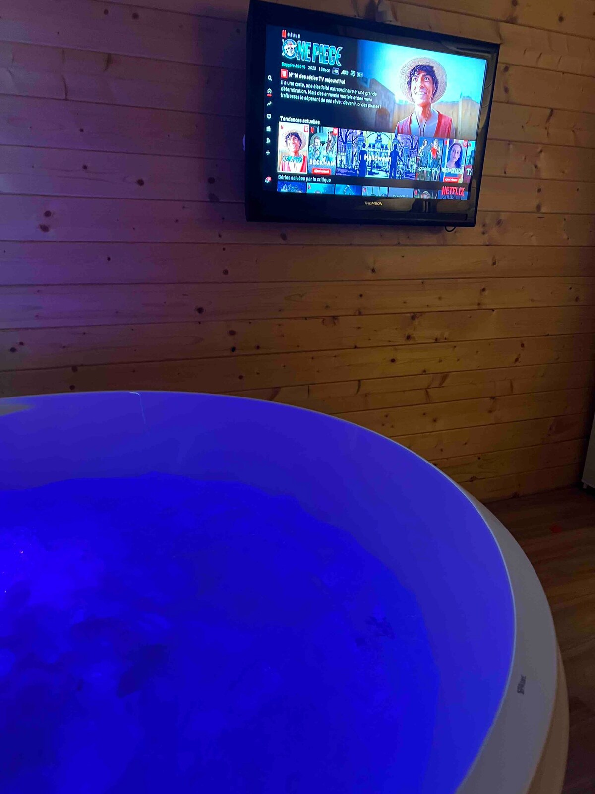 Chalet privée avec jacuzzi privé