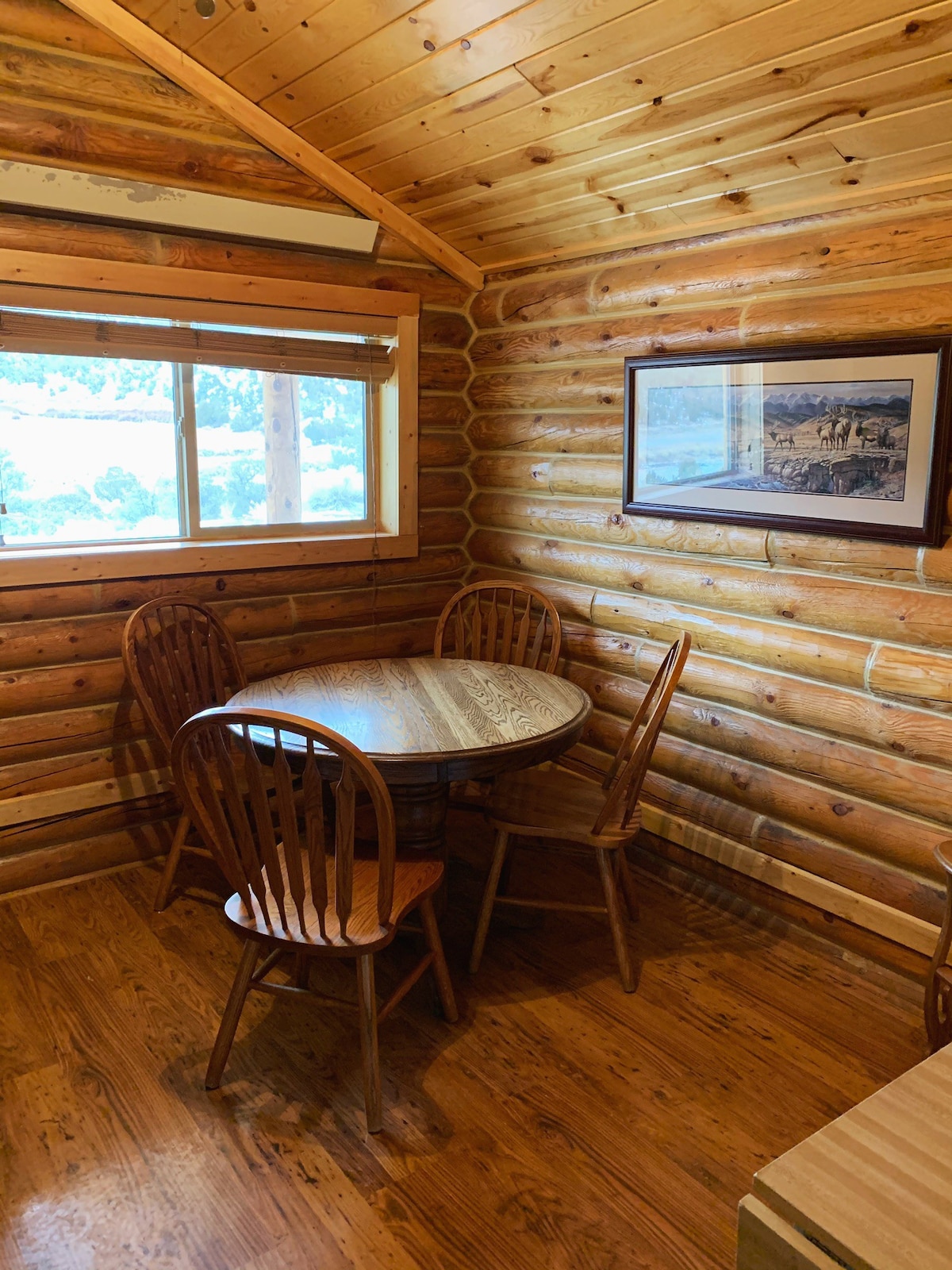 Elk Meadow Cabin - Near Great Basin National Park