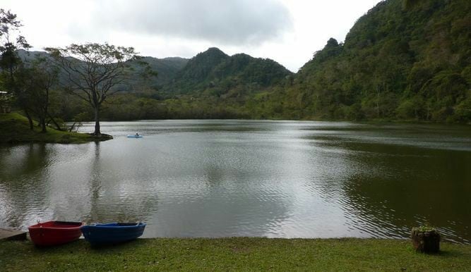 位于La Laguna de San Carlos Panama的乡村别墅