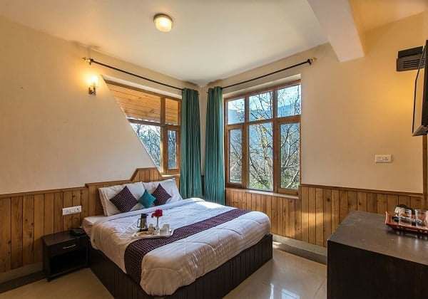 Manali Stays Premium Villa 1 Superior Room