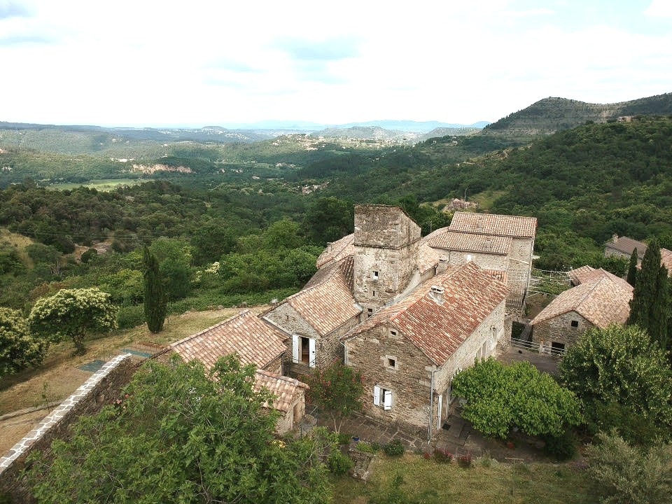 Gîte de la Tour, au cœur d'un hameau de caractère