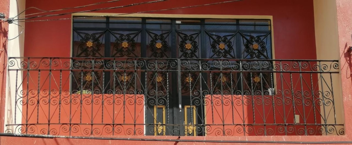 Casa santa Rita Ubicada en el centro de Tepatitlan