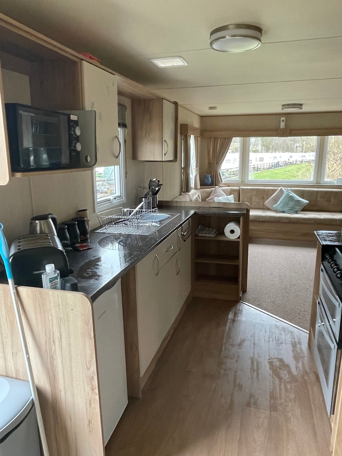 AJs Caravan Hire