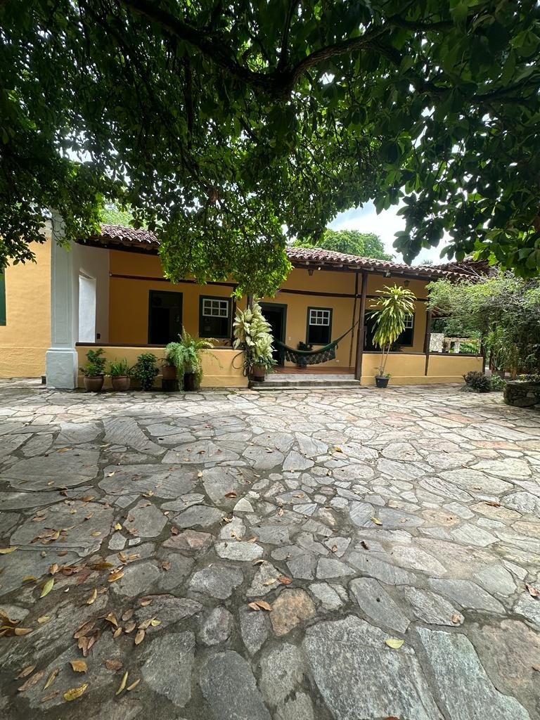 历史悠久的房子，位于戈亚斯市中心的舒适房源