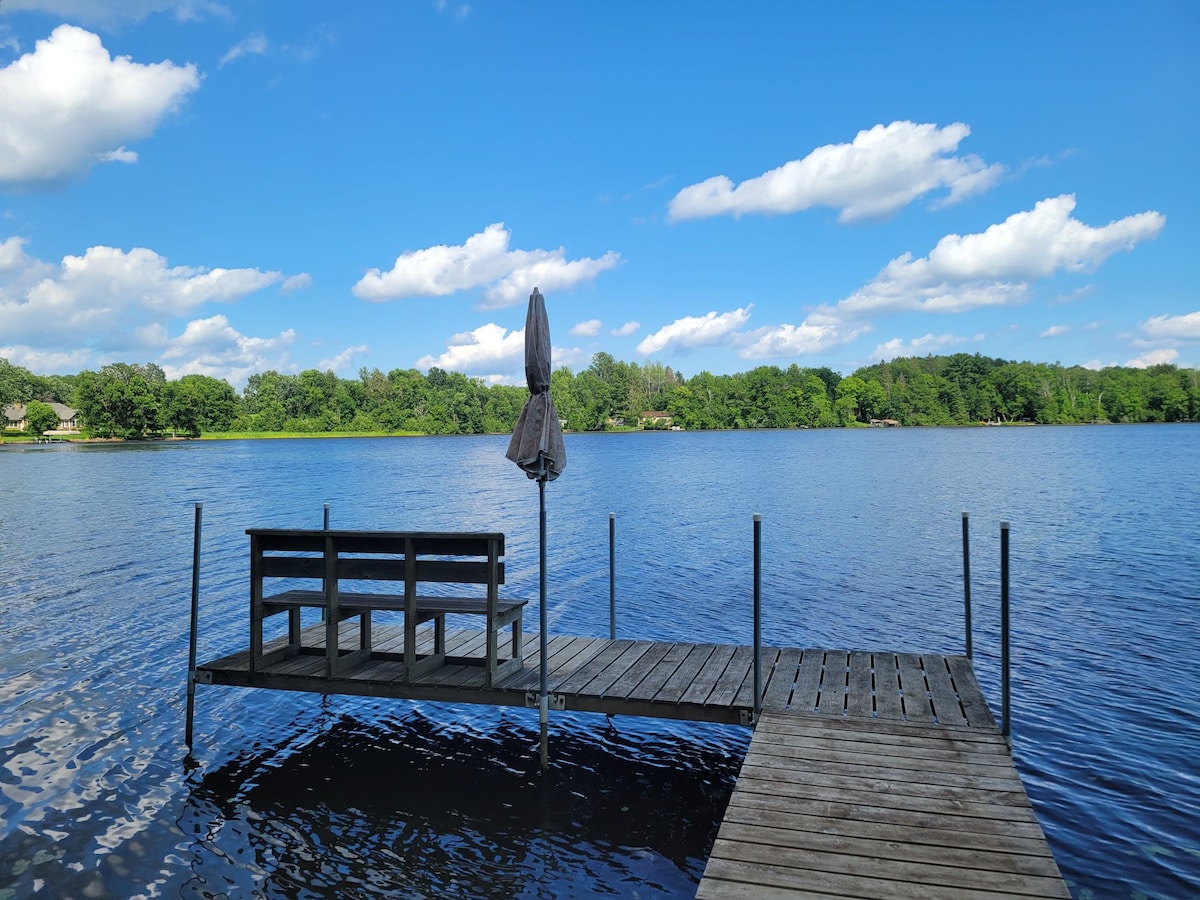 Shady Crest a Lake Home in Brainerd - Sleeps 16