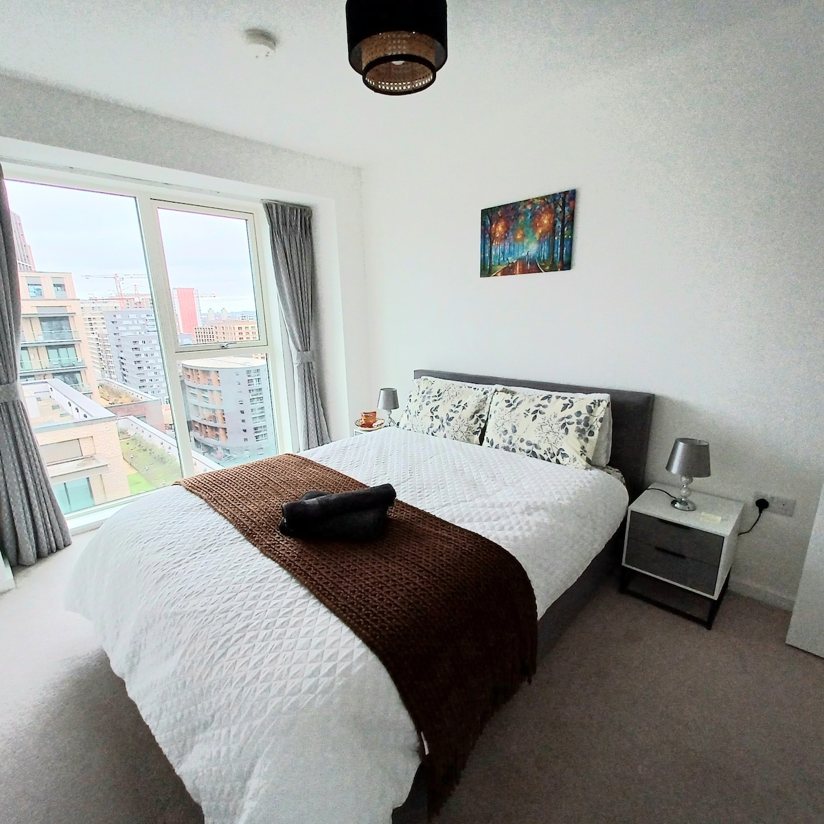 1 Lux room -Short Dist to Excel, O2 & Canary Wharf