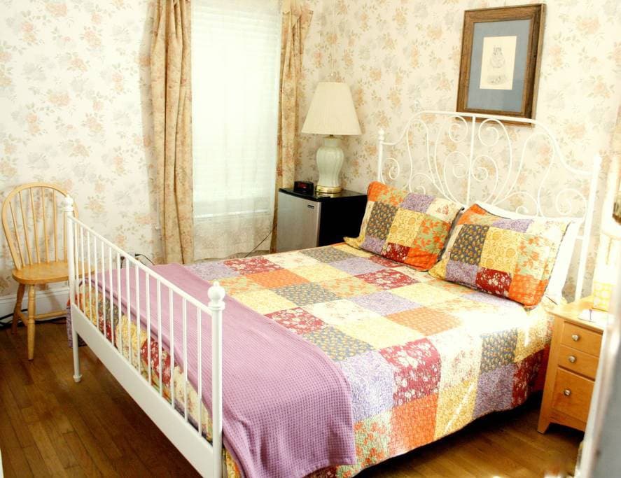 标准双人床客房，安静、安全、酷炫的柯立芝角