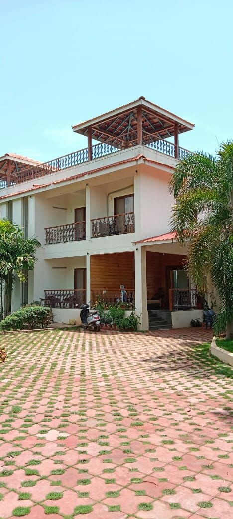 5bhk sea side private villa with pool