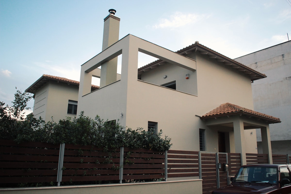 Mama Maria 's Villa I