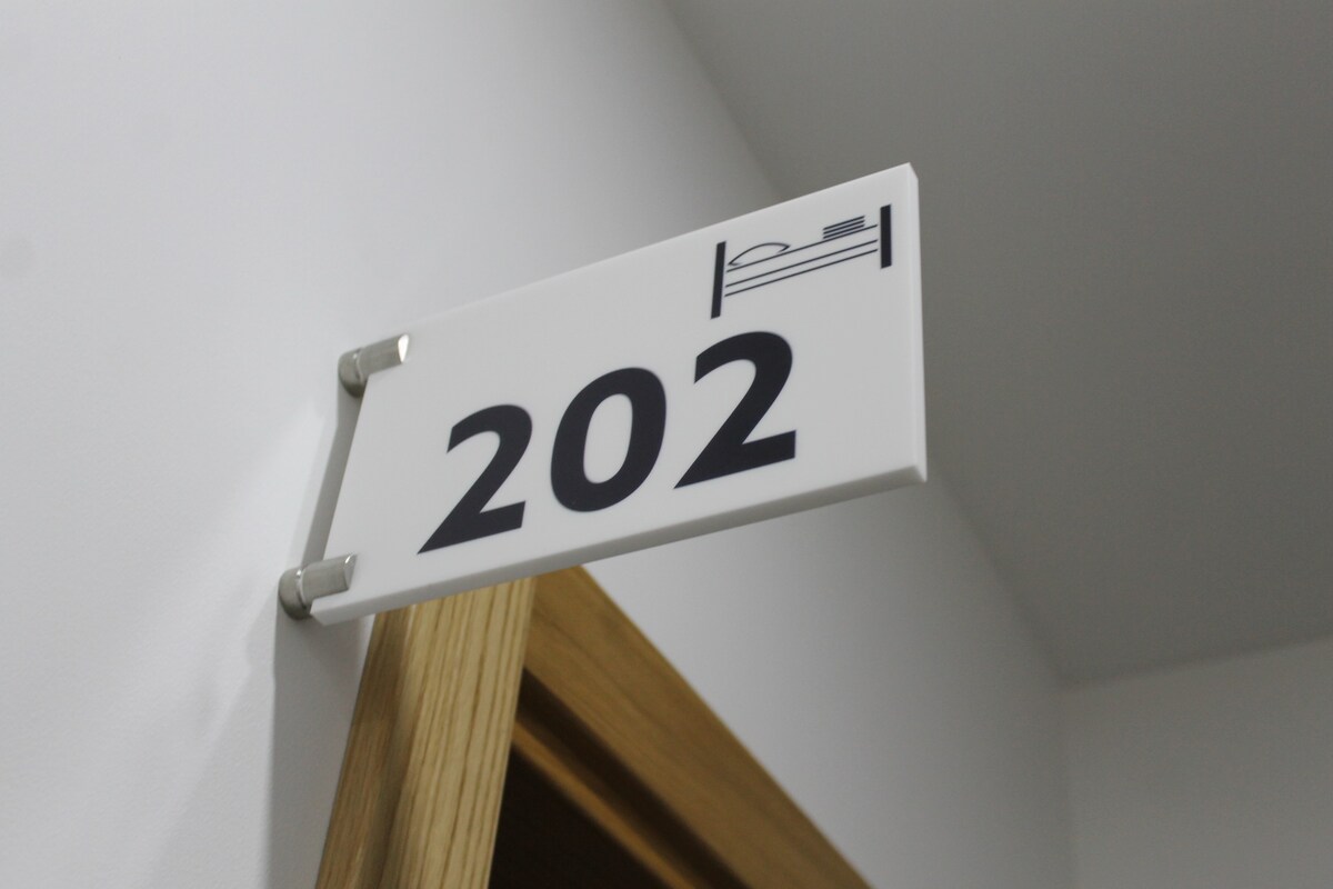 Alojamento Girassol Quarto Duplo 202 - 1º piso