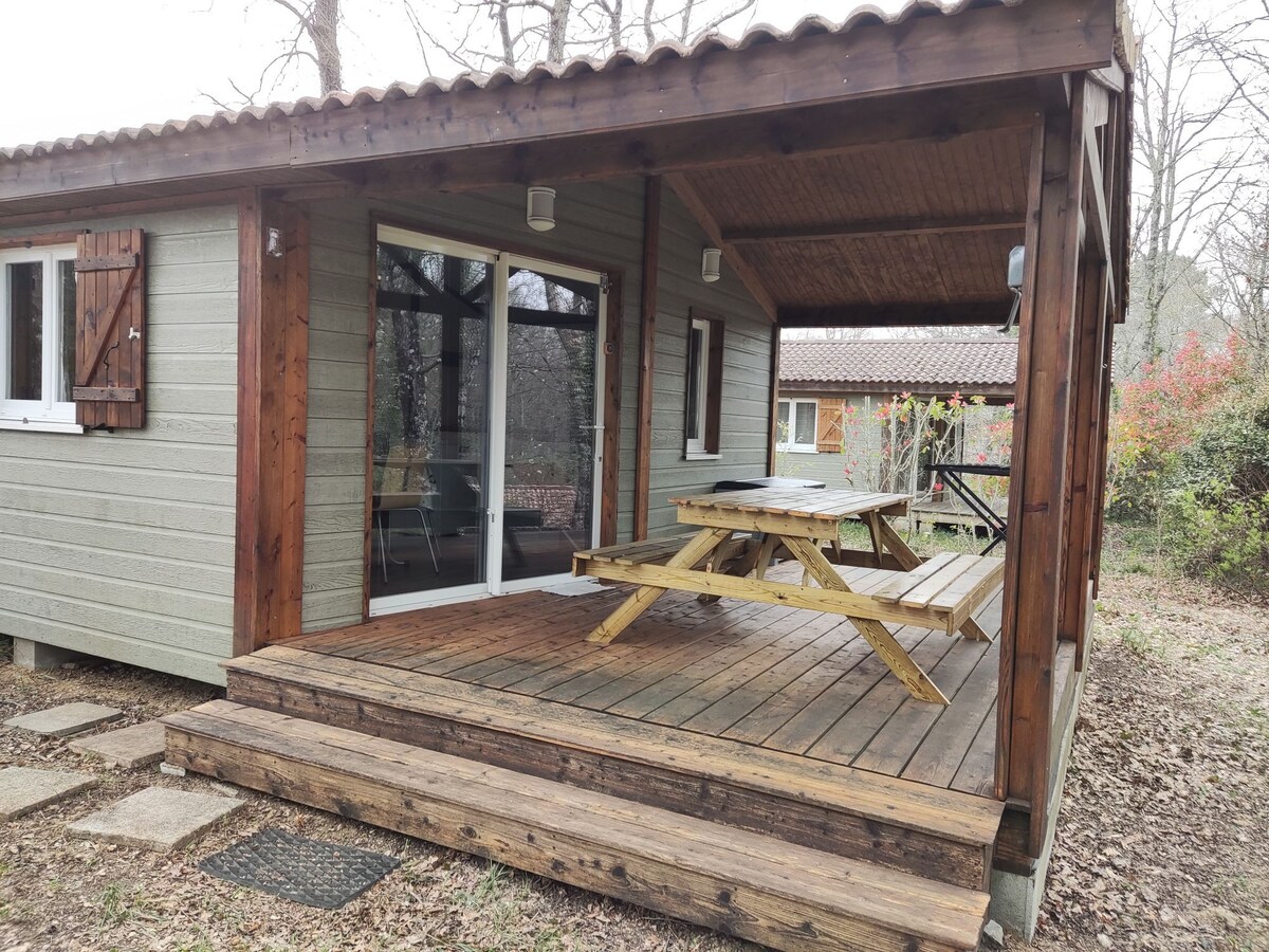 Le chalet dans la forêt